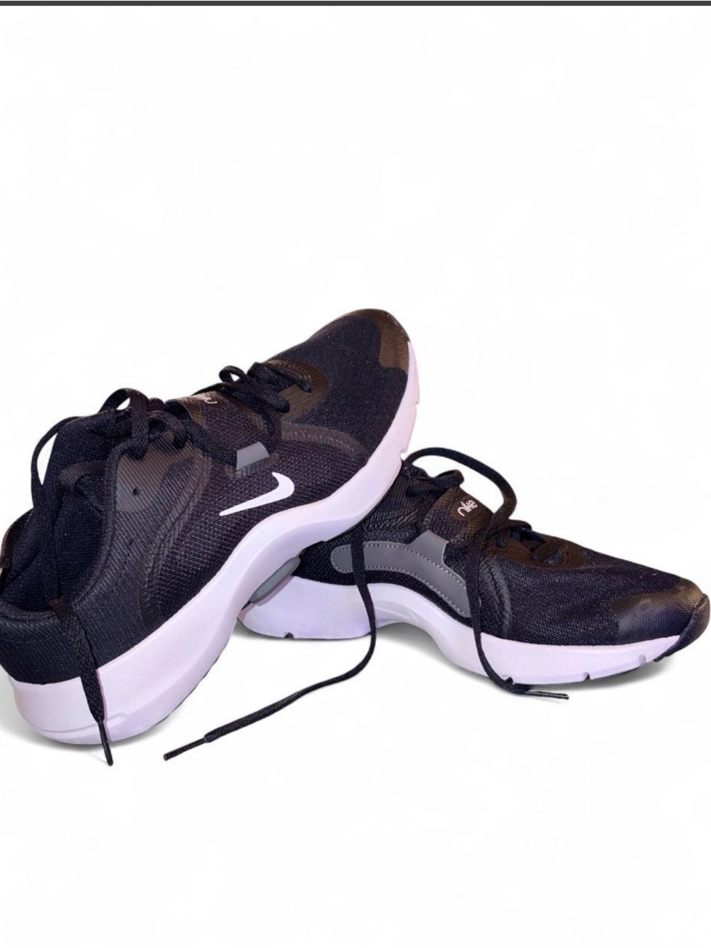 Nike Women’s Black and White Athletic Lace-Up Sneakers